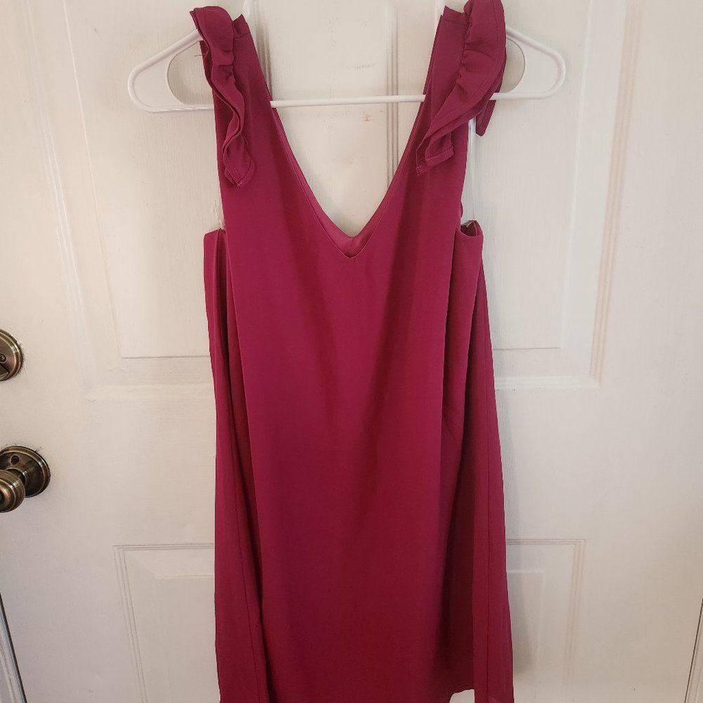 NWOT Fuschia Flowy Dress